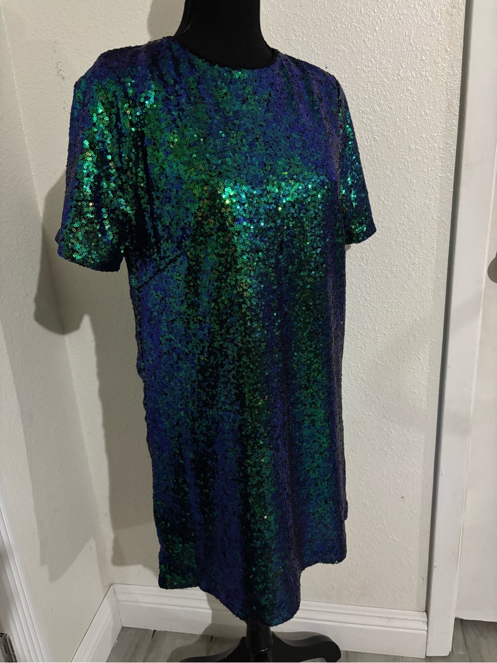 Maddy ...k Sequin Dress — Blue-Green Iridescent